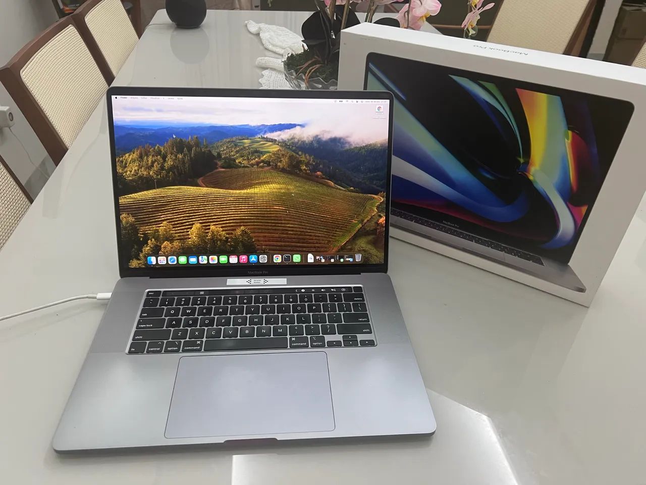 MacBook Pro 2019 i7 512gb ssd 16gb ram - Notebooks - Jardins