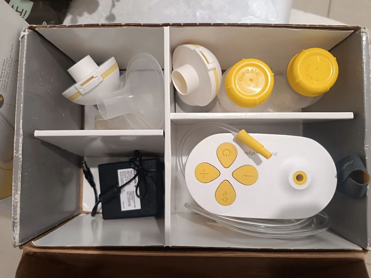 Extrator de Leite Elétrico Duplo Medela Maxflow Hands Free - Foto 3