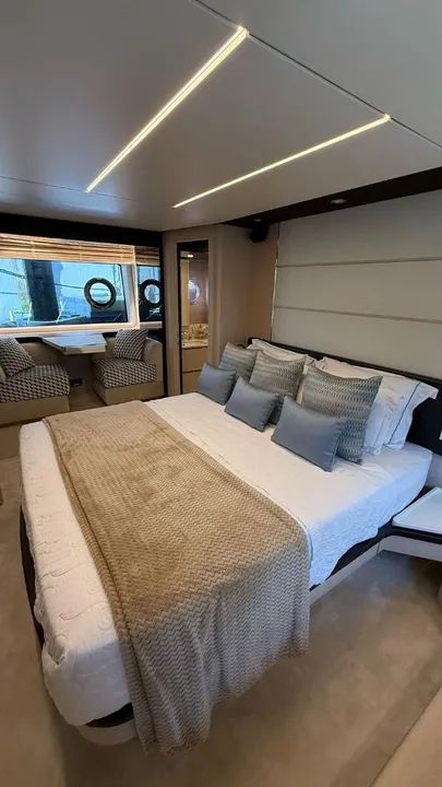 Azimut 70 Flybridge - 2019 x2 Man 1400 HP ñ Phantom Cimitarra Intermarine Ferretti - Foto 5