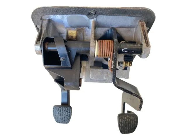 Suporte Pedal Freio Embreagem Completo Mb Atego Axor Atron.