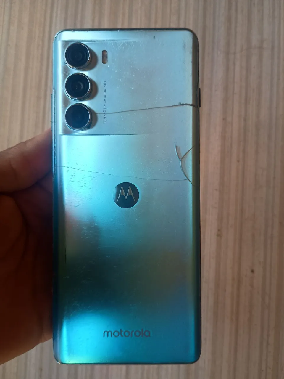 Vendo moto g200 celular estilo game roda tudo