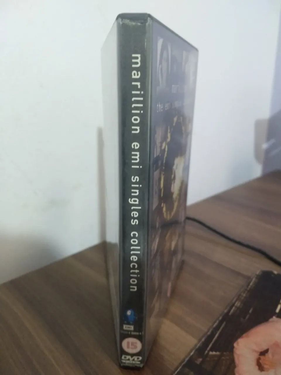 DVD Marillion - The EMI Singles Collection - Foto 4