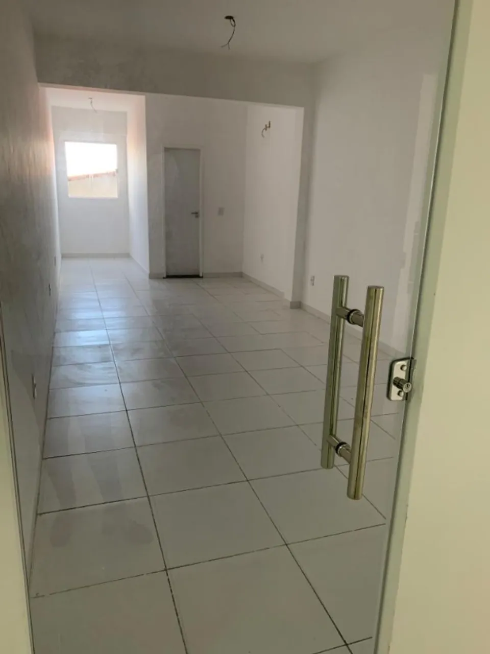 Sala comercial na Avenida Ayrton Senna