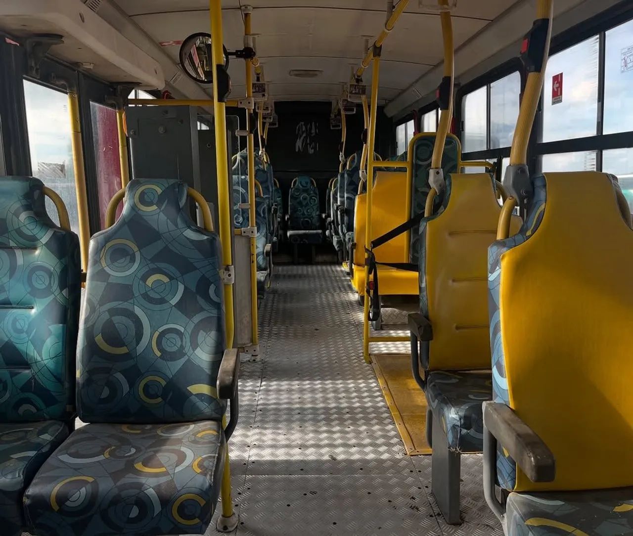 Ônibus Urbano ( ligue ) - Foto 8
