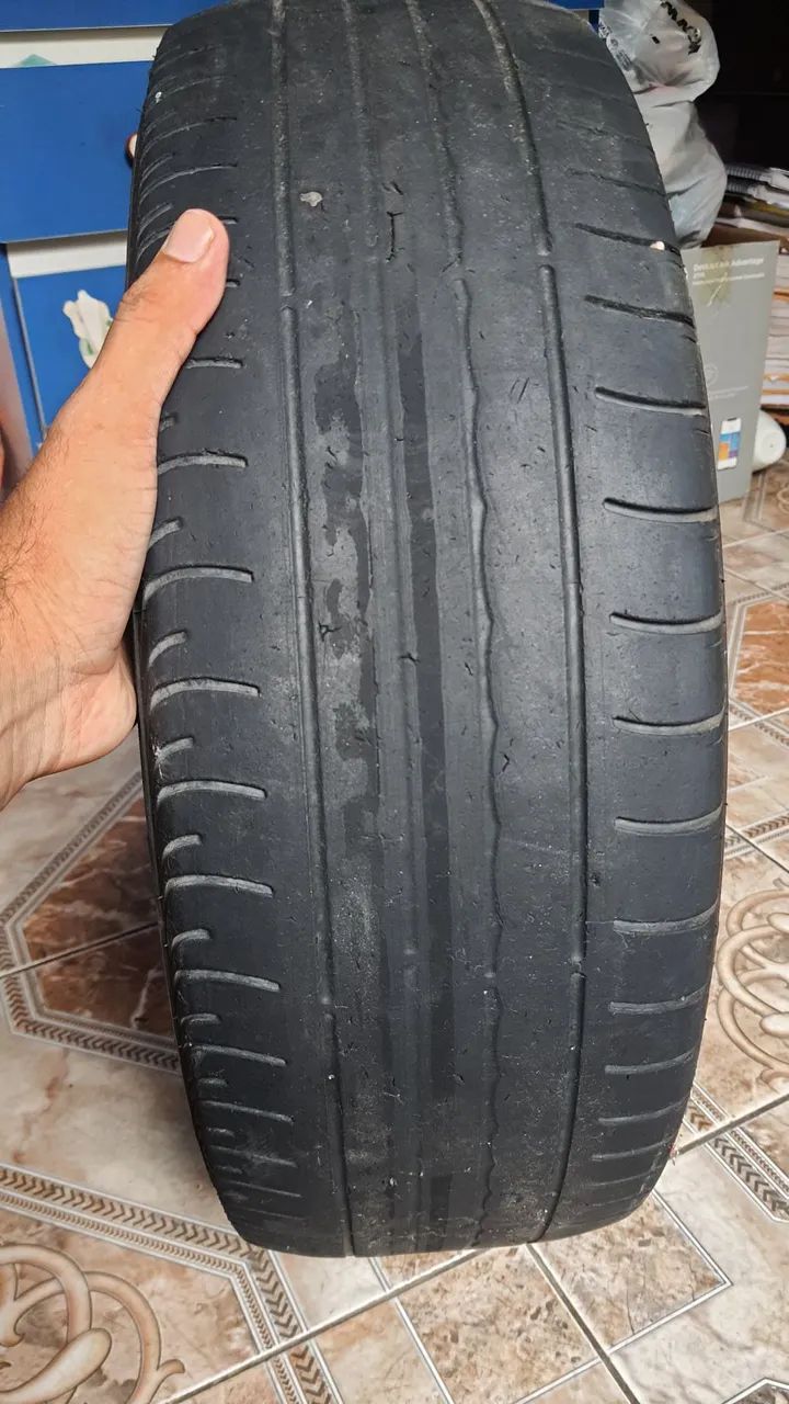 Pneu 185/70 R13 Usado - Foto 3