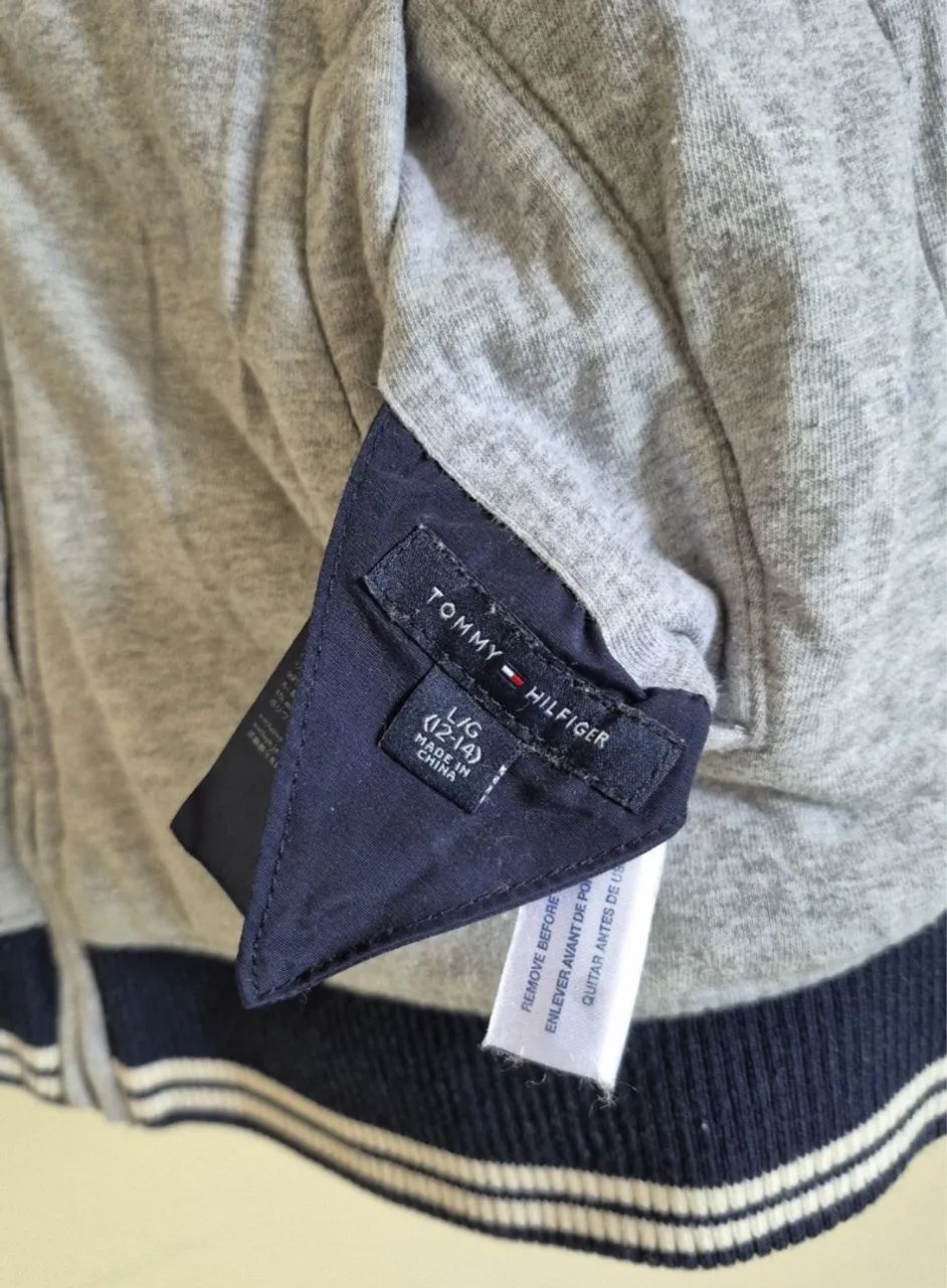 Jaqueta Bomber Tommy Hilfiger Infantil - Foto 4