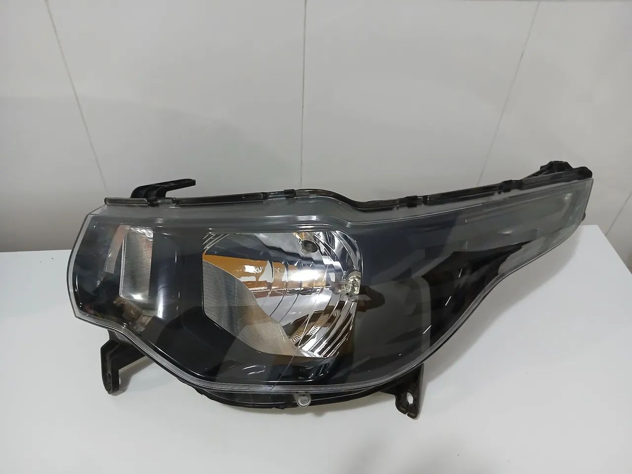 Farol  fiat mobi- Peça Original - Foto 3