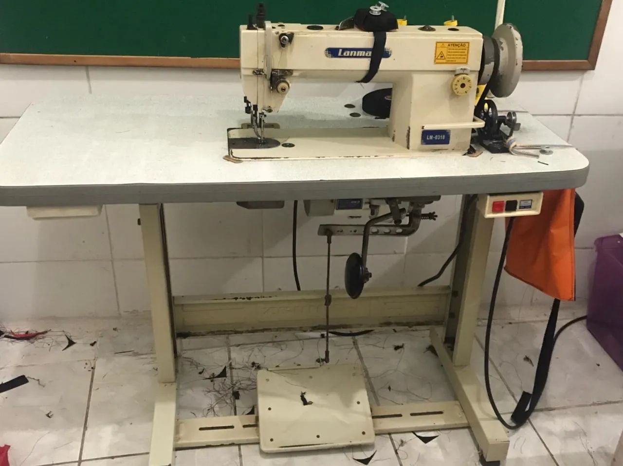 Máquina de Costura Industrial  - Foto 2