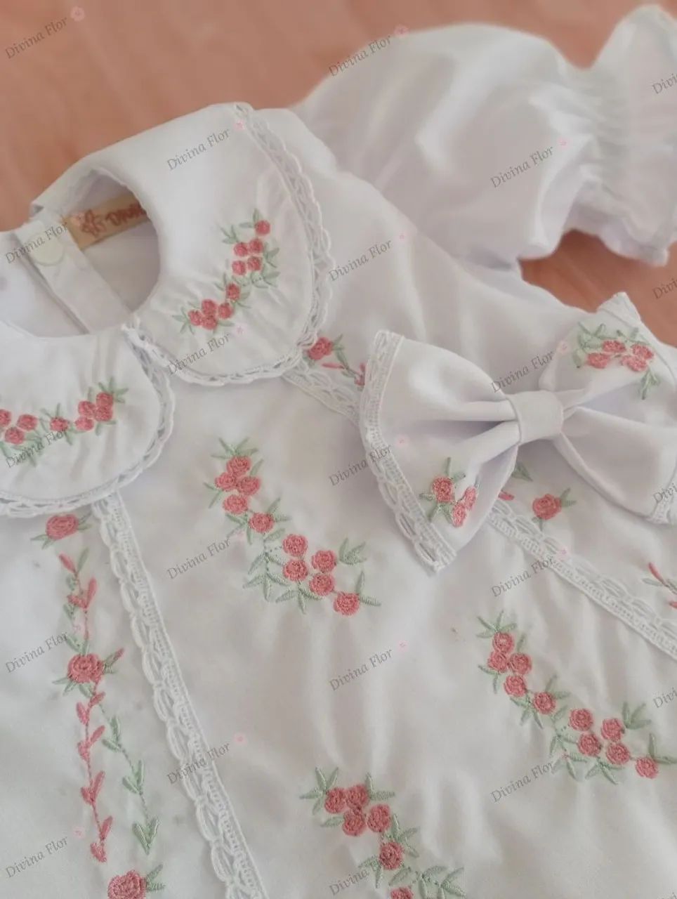 Vestido kit bordado para bebê  - Foto 2