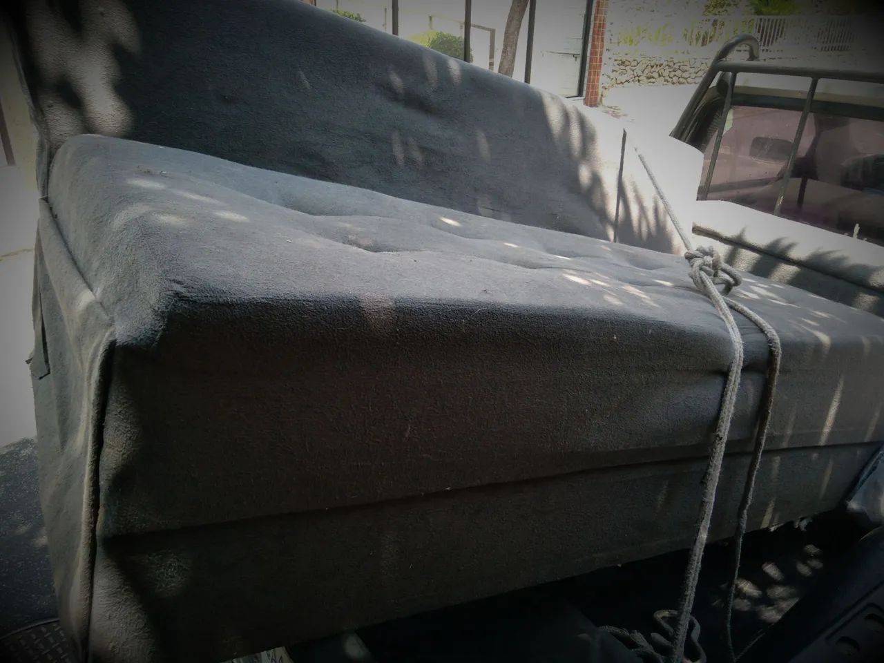 Sofa dois lugares - Foto 2