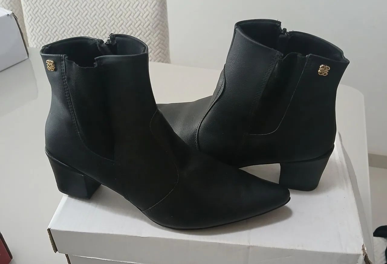 Bota feminina 