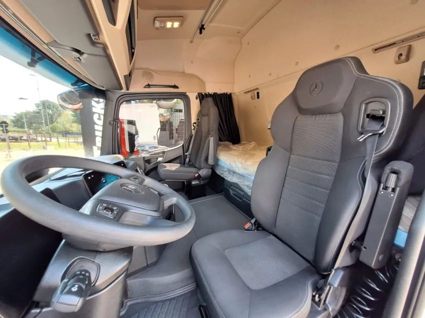 Mercedes Benz Actros 2548 6x2 23/24. - Foto 11