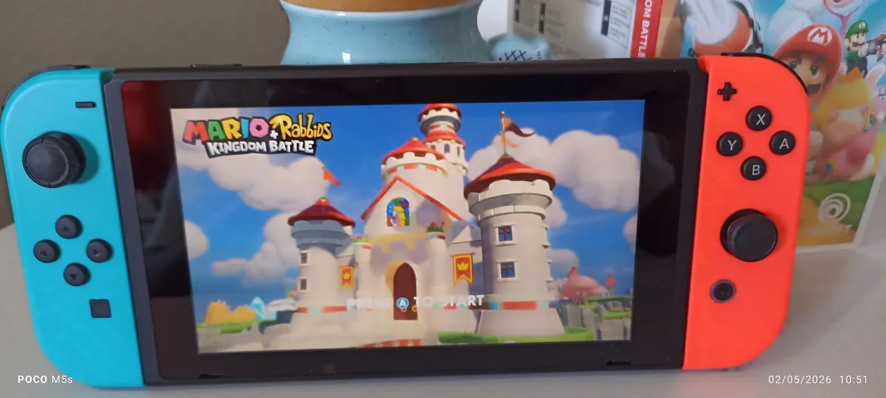 NITENDO SWITCH