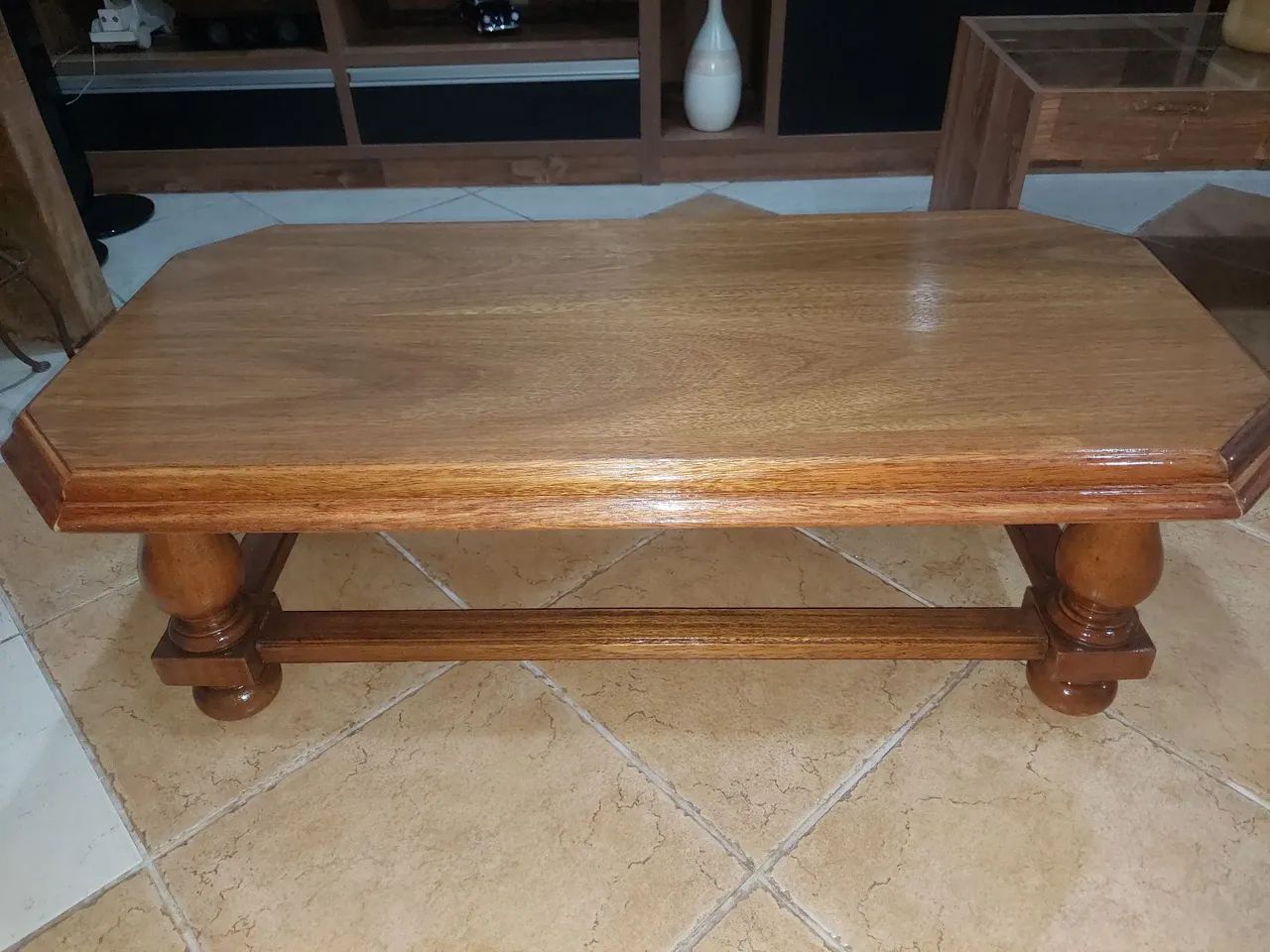 Mesa de centro  madeira  maciça (cerejeira)