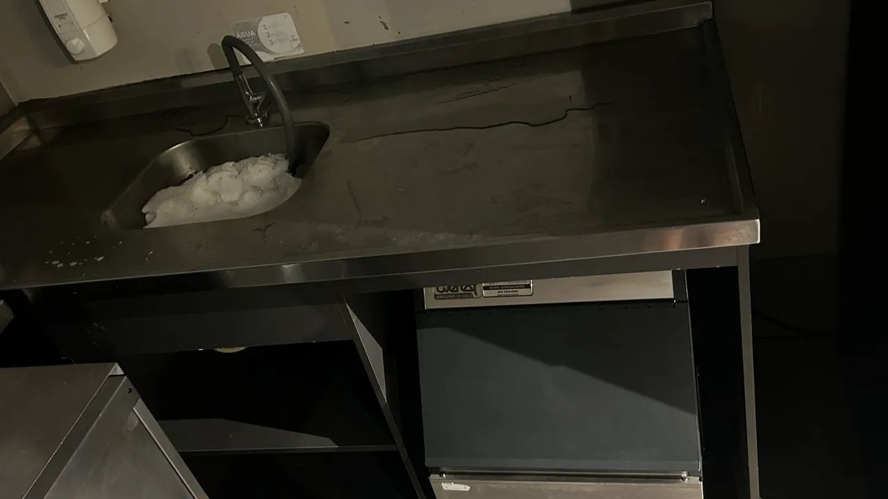 Bancada com pia em inox 1 Cuba  - Foto 2