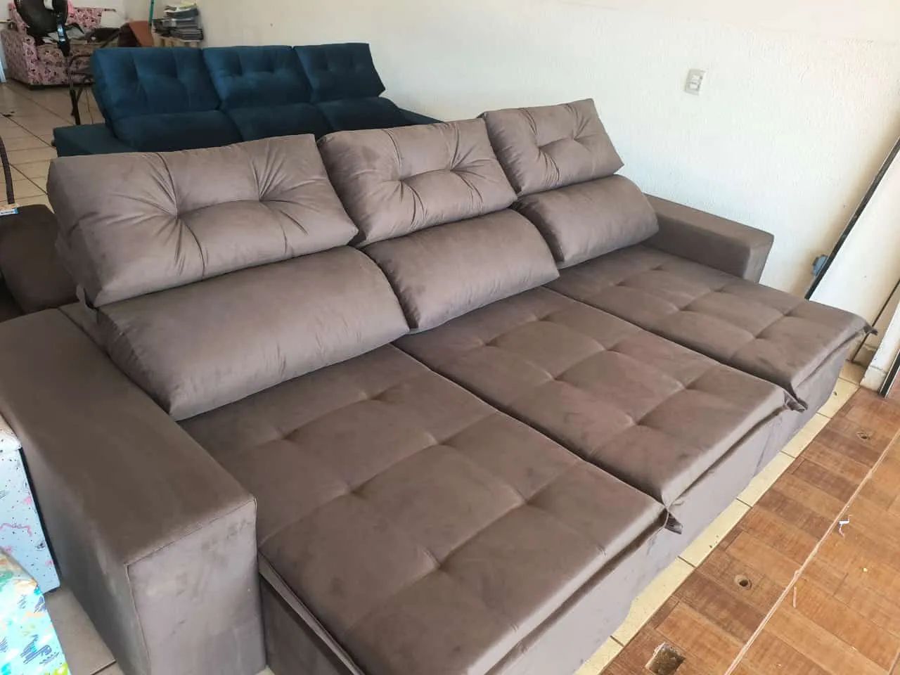 Sofá retrátil e reclinável Pronta entrega. - Foto 3