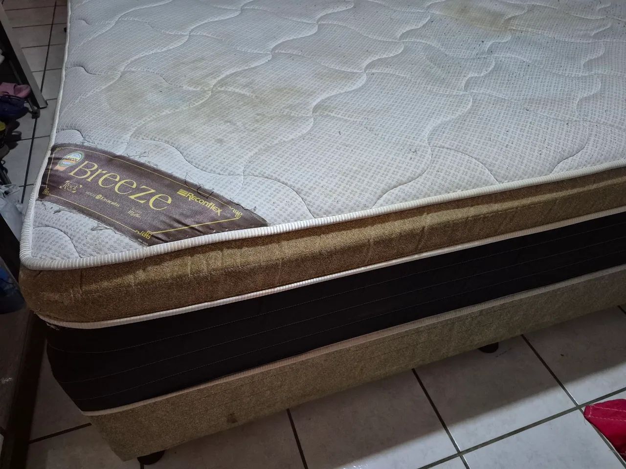 Vendo cama box conjugada em bom estado - Foto 2