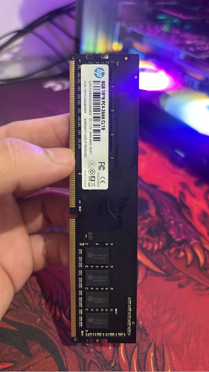 MEMÓRIA RAM 8gb DDR4 Semi nova 