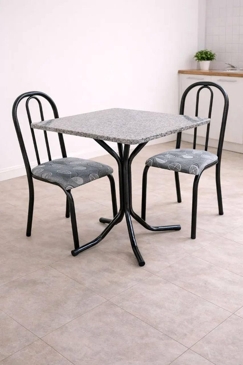 Conjunto de Mesa com 4 Cadeira-  Compacto e Elegante! - Foto 3