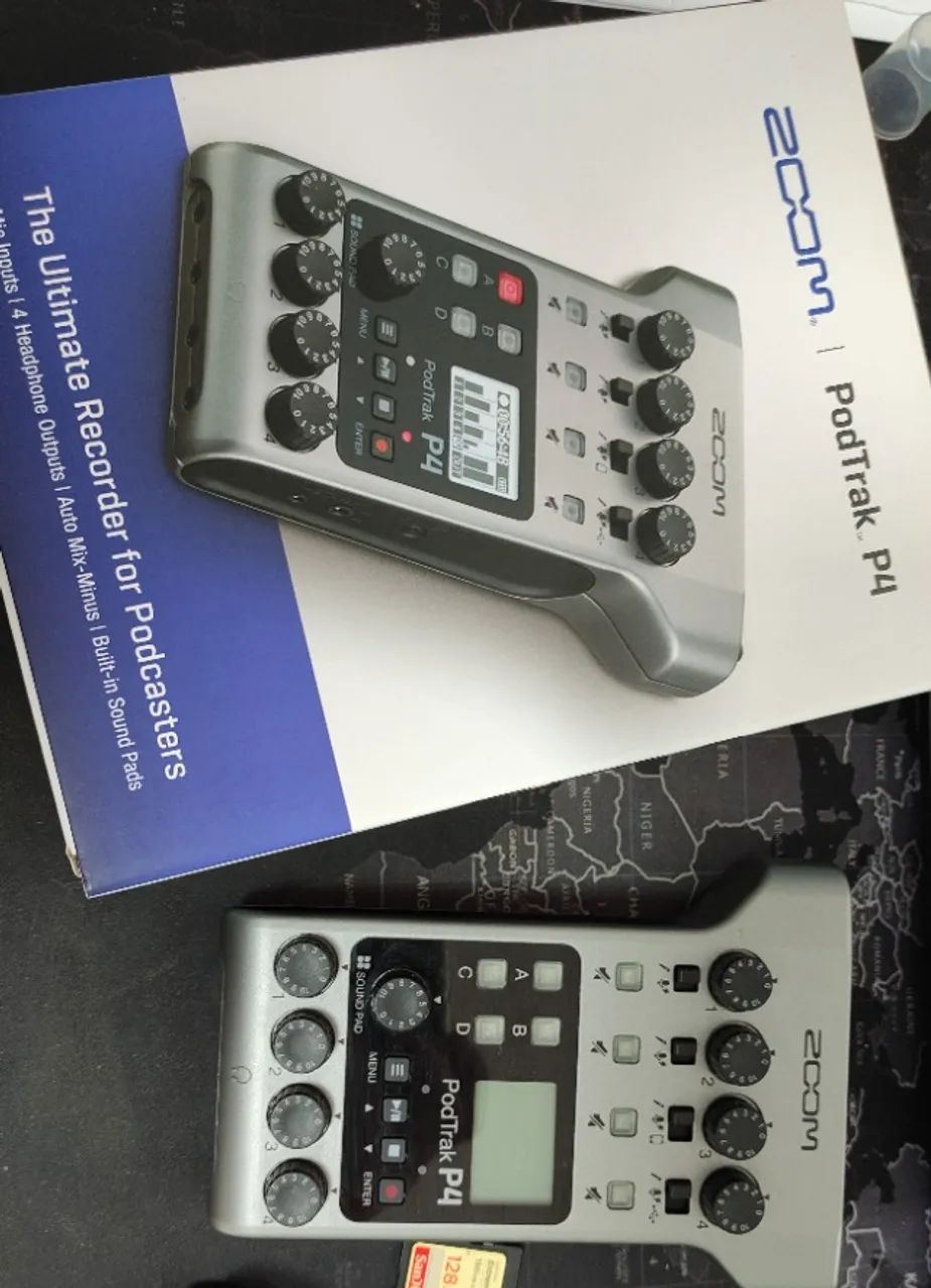 Gravador De Áudio Zoom Podtrak P4 Podcast Multitrack