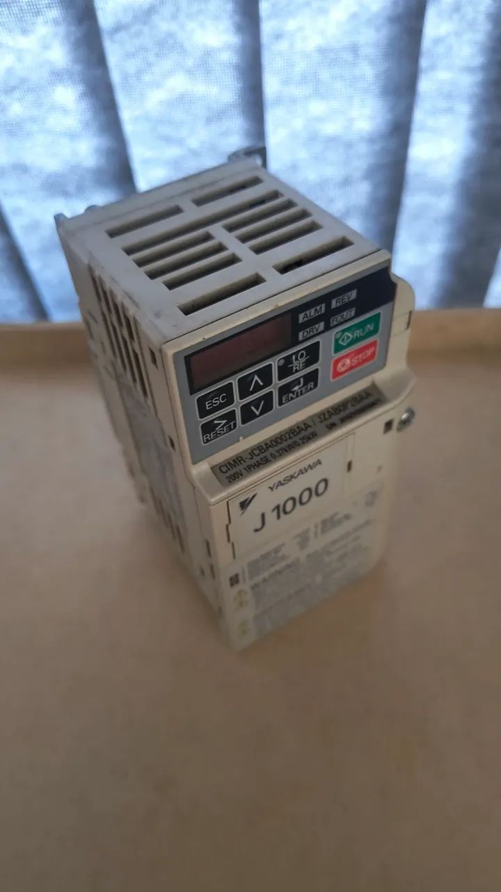 Inversor frequência yaskawa