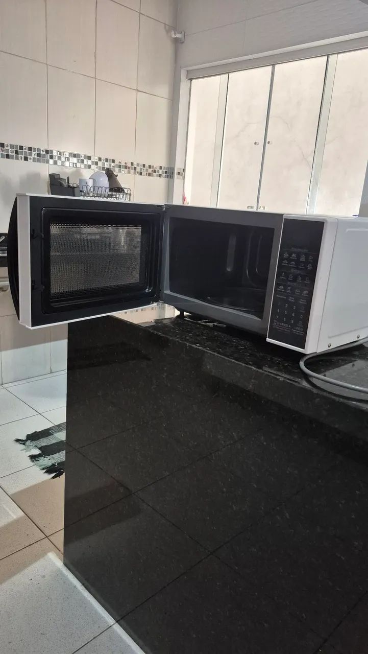 Microondas LG Grande excelente  - Foto 2