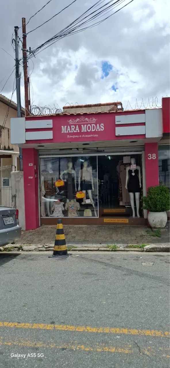 Vendo loja de roupas 