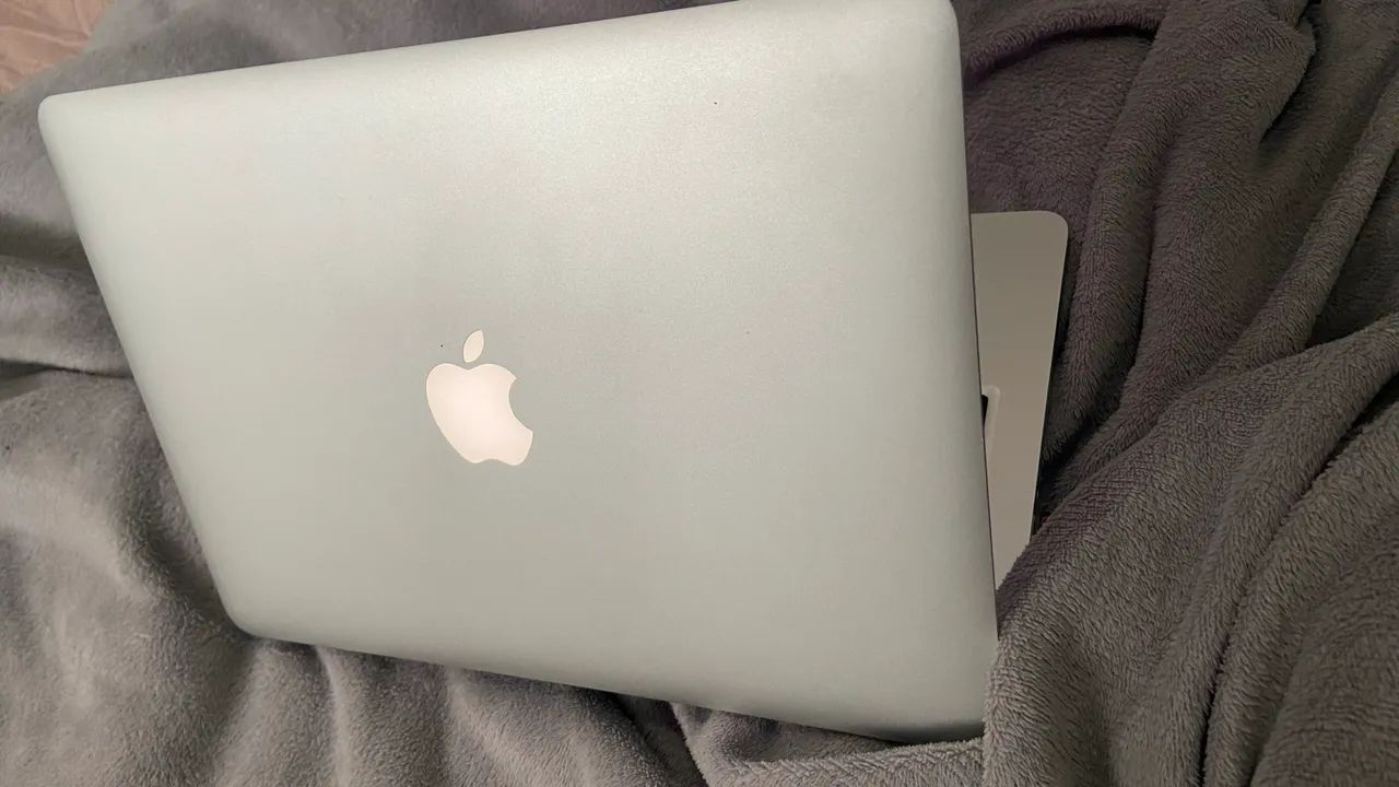 MacBook Pro (Retina, 13 polegadas, 2015) - 8GB RAM / Tela Retina - Foto 3