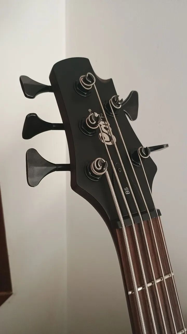 Baixo Cort B5 5 cordas  - Foto 2