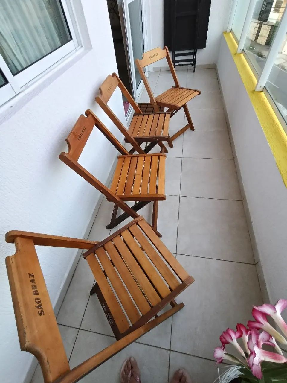 Lindas cadeiras madeira  - Foto 2