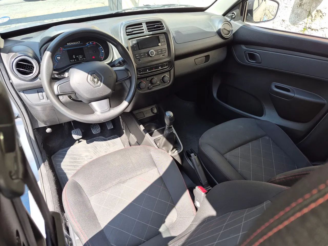 Renault Kwid Zen 1.0 Flex 12V 5p Mec., foto 8 de 8