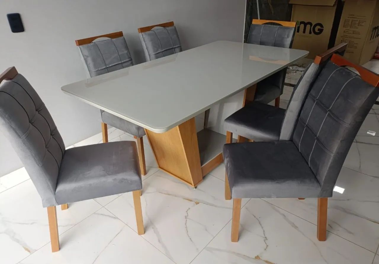 Mesa de jantar 160x90 Louis cadeiras em madeira 