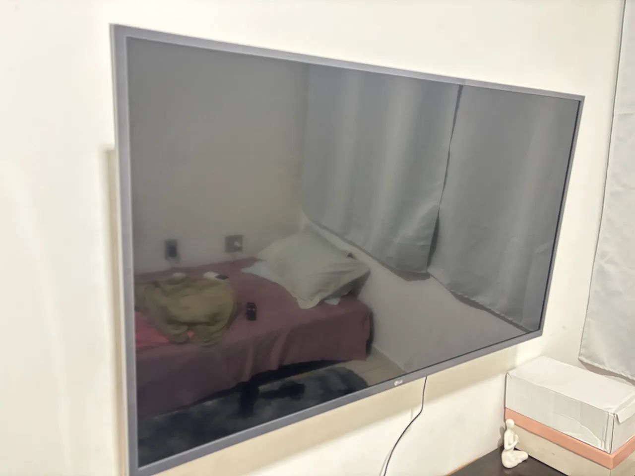 Smart Tv LG SEMI  NOVA 43 polegadas  R$1349