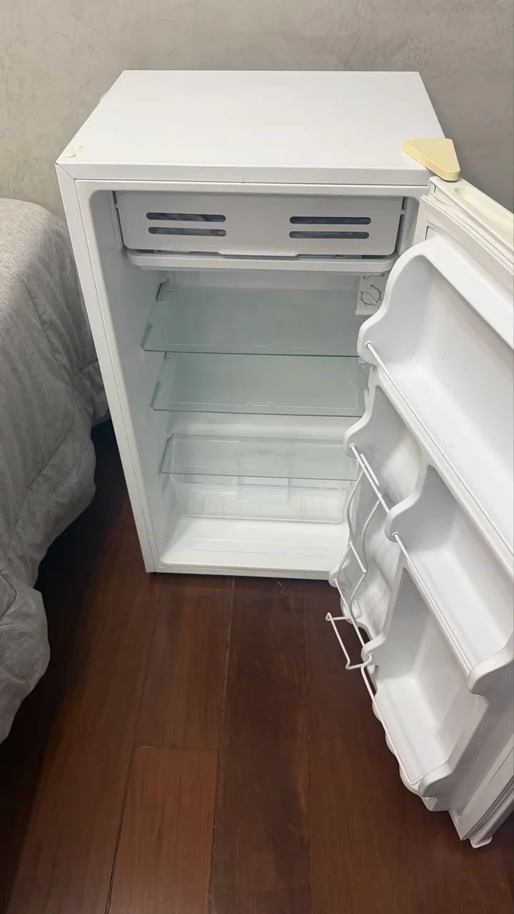 Frigobar Midea 93l - Foto 3