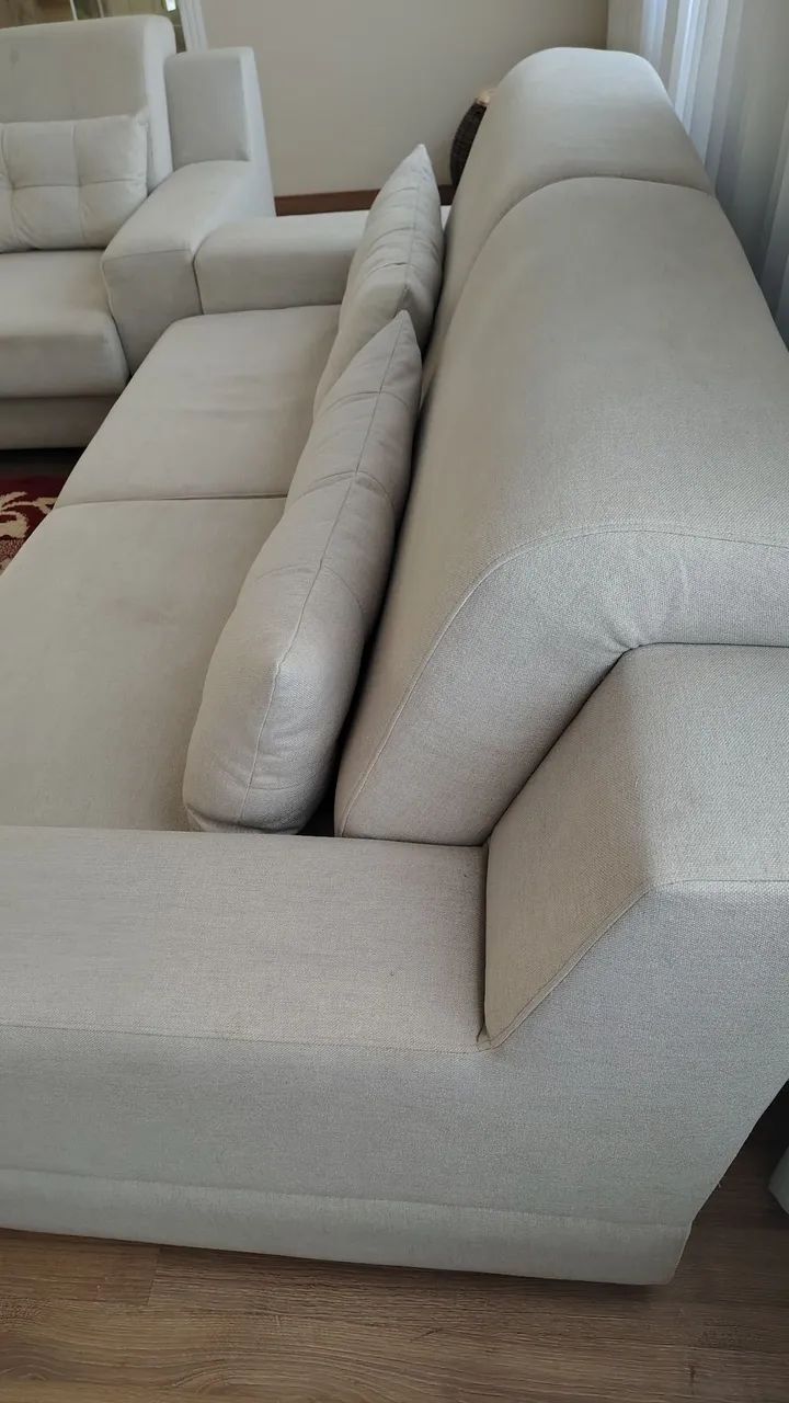 Vendo sofá de 2 e 3 lugares. - Foto 4
