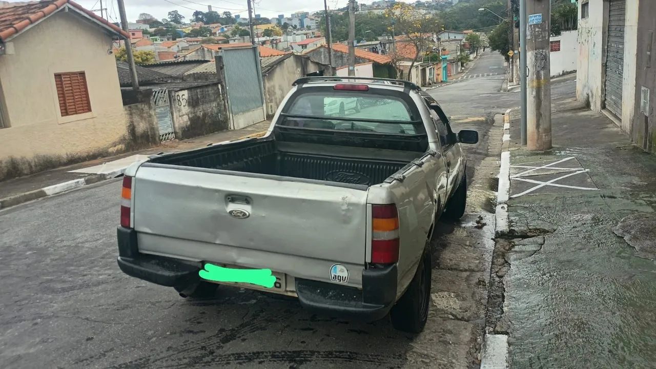 Ford Courier 1.6 L/ 1.6 Flex 2000 - Foto 3