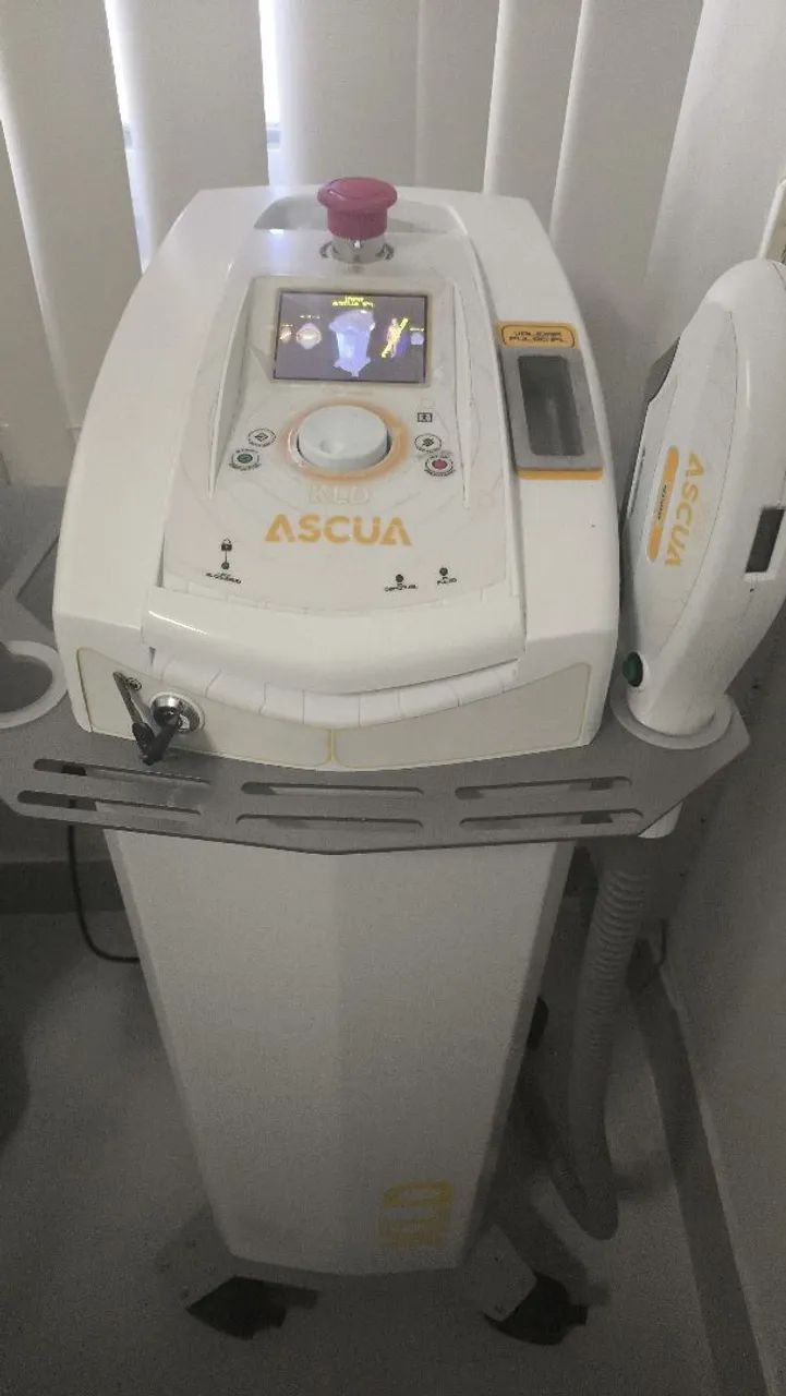 Aparelho de depilação e rejuvenescimento 