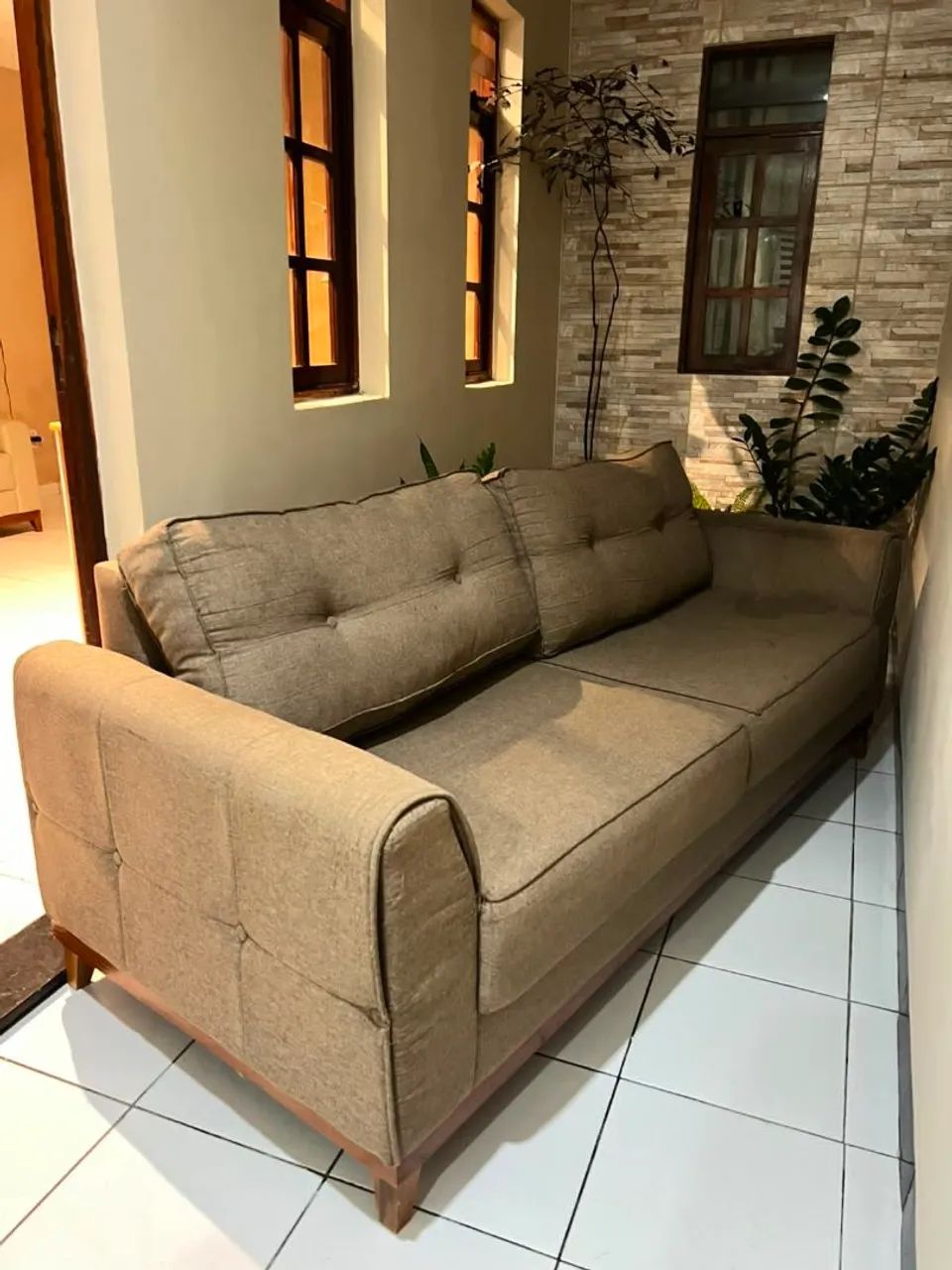 Sofá 2 Lugares Confortável e Bem Conservado - Foto 2