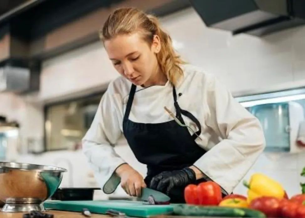 Auxiliar de Cozinha 