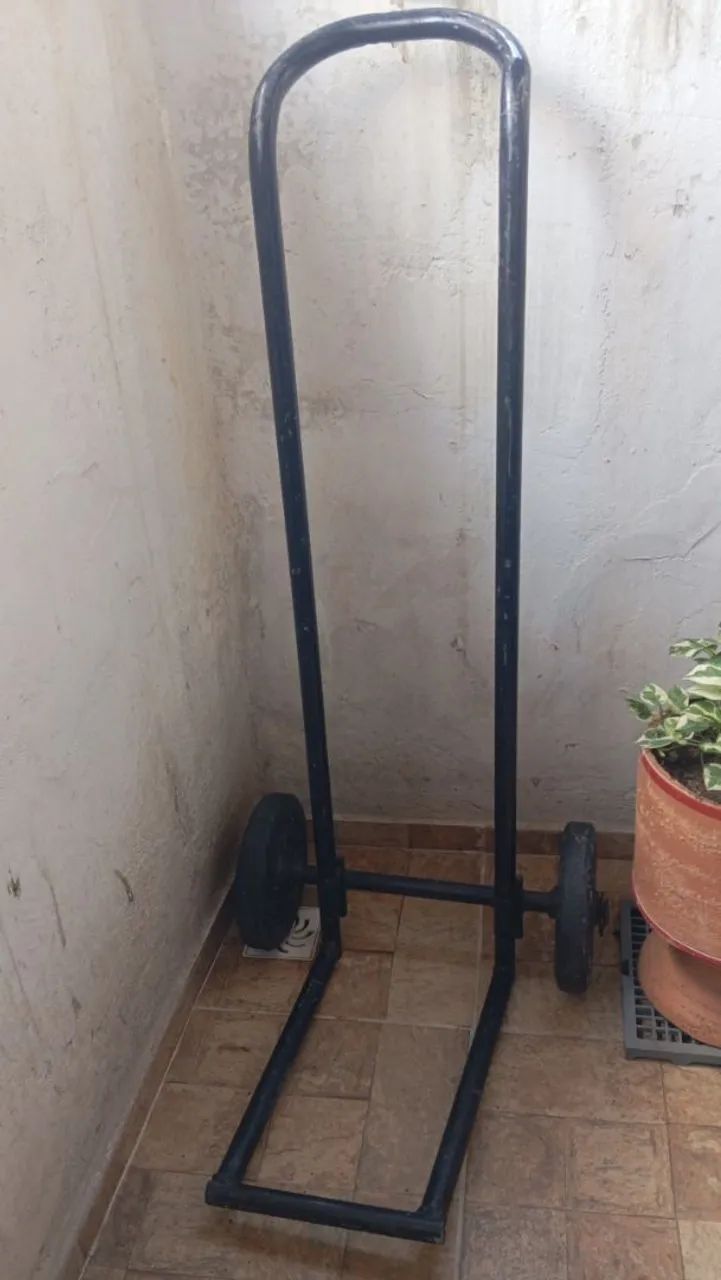 Carrinho reforçado para carga