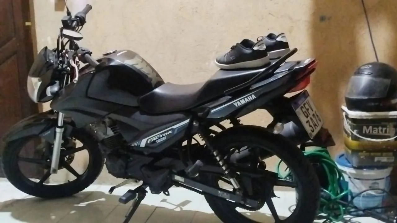 Vendo moto Factor Yamaha - Foto 5