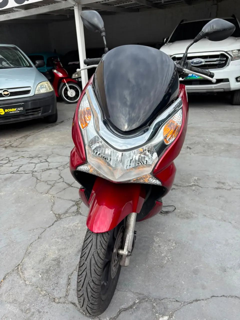 Honda Pcx 2014 com apenas 29 mil km  - Foto 3