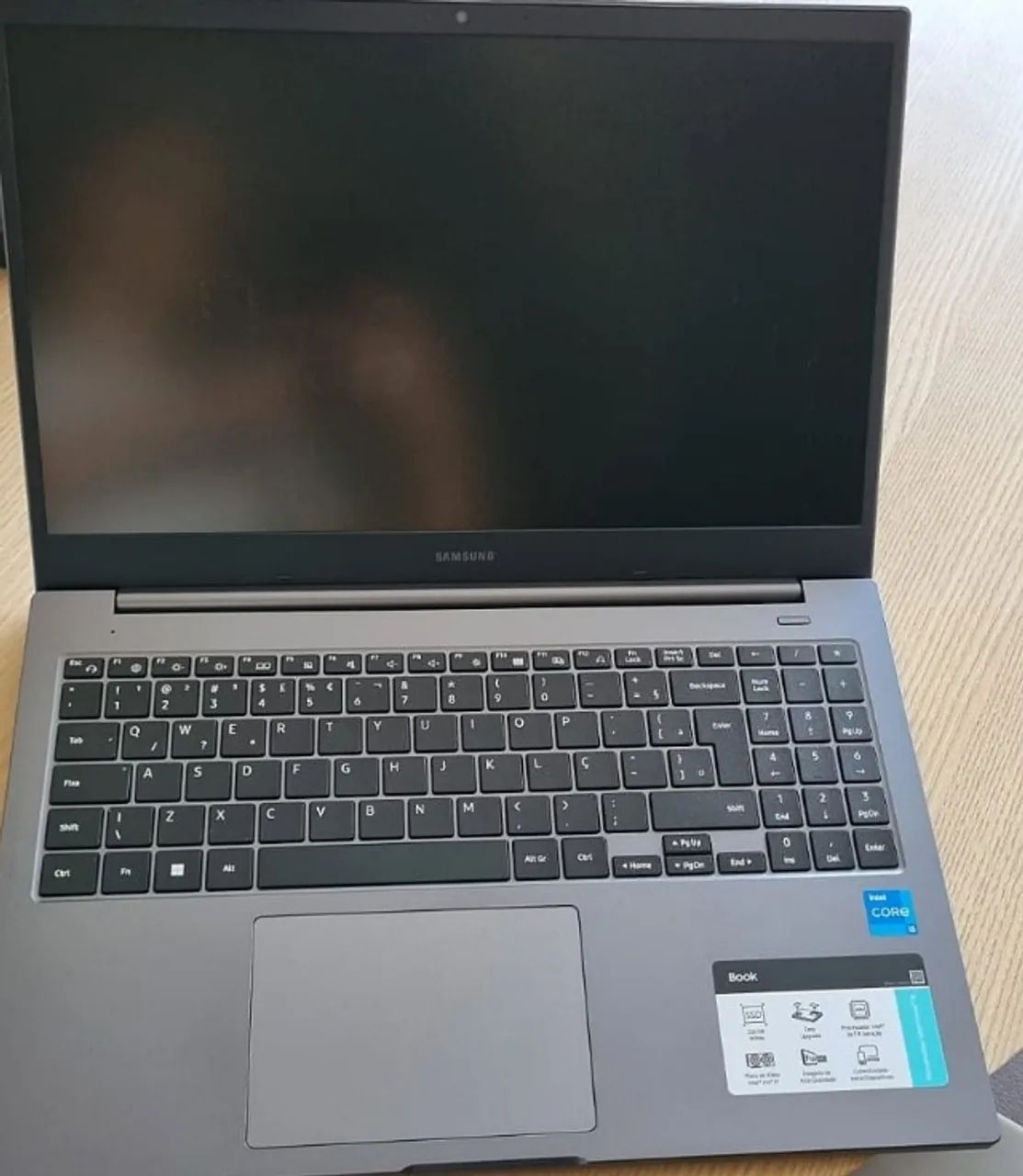 Samsung Book 15,6" i5 11ª ger. SSD 512GB + caixa