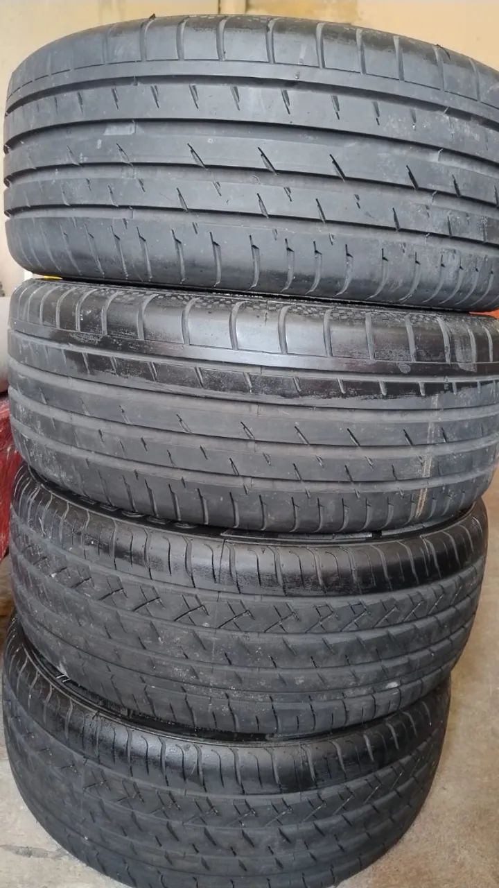 Pneu de Carro