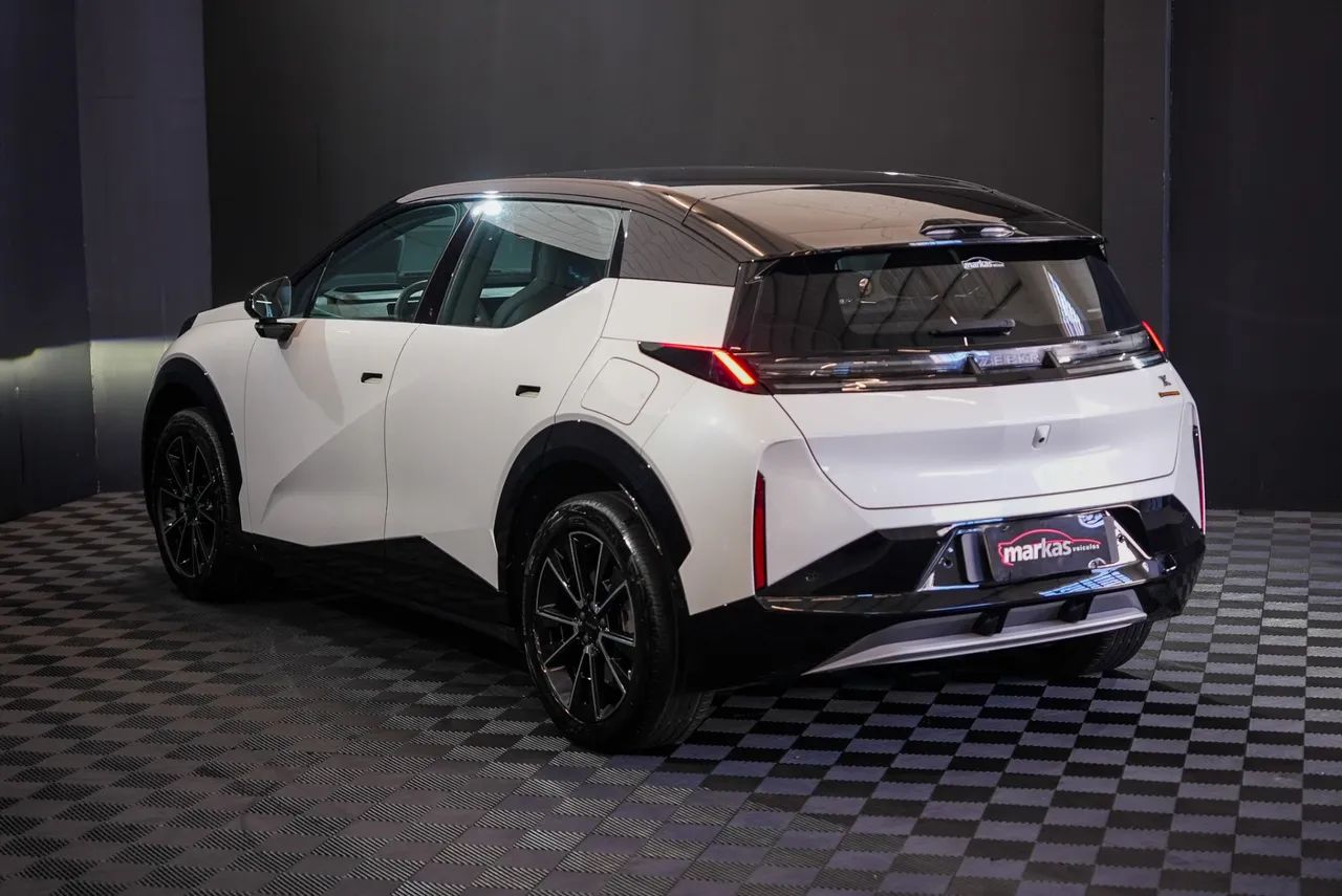 Zeekr X PREMIUM Premium (elétrico), foto 7 de 20