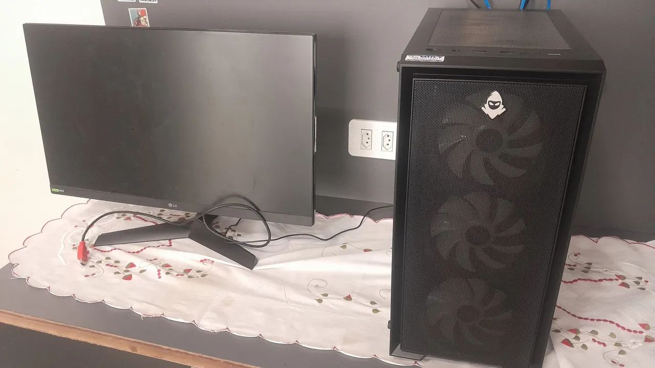 Pc e monitor 