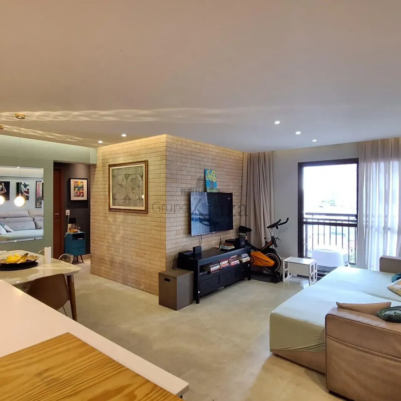 Apartamento - Barra Funda - 3 Dormitórios - 93m².