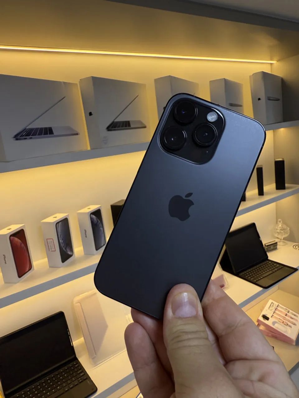 IPHONE 14 PRO 256GB PRETO SEMINOVO - Celulares e Smartphones