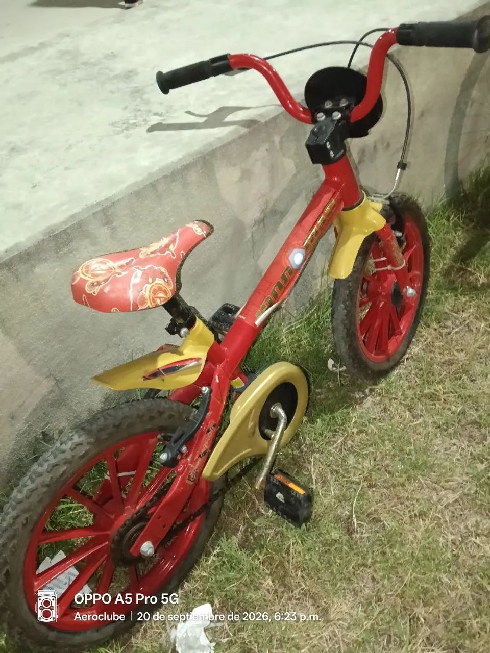 Bicicleta infantil Iron Man aro 16  - Foto 2