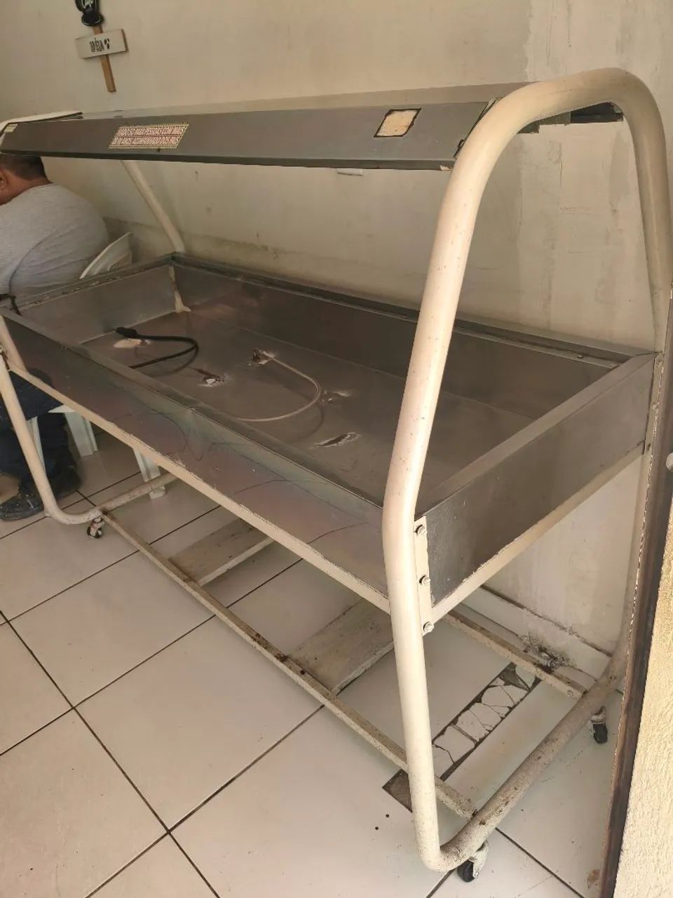 Vende-se buffet com 8 cubas - Foto 2